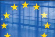 Патриоту — пряник, а негражданам — права!