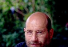 Фандорин собрался в США