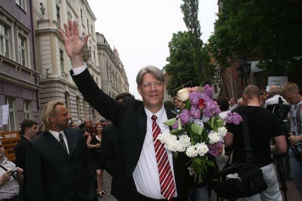 fs_0_1455745186_1606