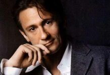 Против течения