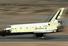 «Титаник» пока на плаву…