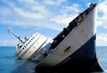 Русские – единственный надувной плот на «Титанике» под названием Латвия