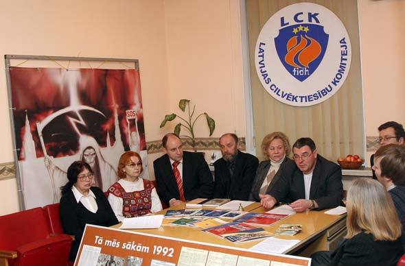 fs_0_1455745390_1403