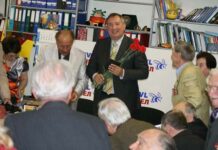 Понедельник начинается с Дм. Рогозина