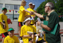 Собирайся народ, кто в лапту играть идет!