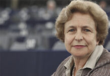 Жданок: кому–то явно нужен конфликт, негражданам не помогают