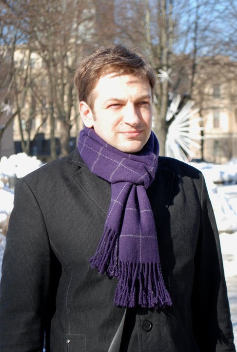 Две версии: о том Две версии: о том