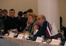 Диалог… в пустоту