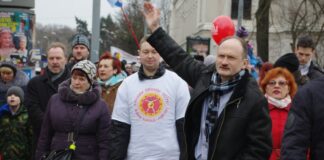 Мирослав Митрофанов берет всю ответственность за Родительское собрание и готов заменить собой в тюрьме Гапоненко и Линдермана