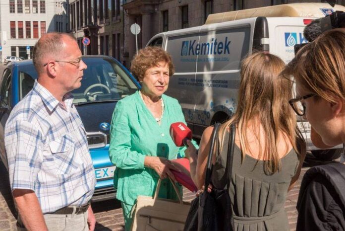 Татьяна Жданок: НИ В ОДНОЙ ДРУГОЙ ПАРТИЙНОЙ ПРОГРАММЕ НЕТ СЛОВА «РУССКИЙ» Татьяна Жданок: НИ В ОДНОЙ ДРУГОЙ ПАРТИЙНОЙ ПРОГРАММЕ НЕТ СЛОВА «РУССКИЙ»