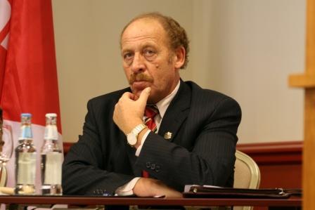 Яков Плинер о проблемах латвийского школьного образования: Второгодничество снижается Яков Плинер о проблемах латвийского школьного образования: Второгодничество снижается