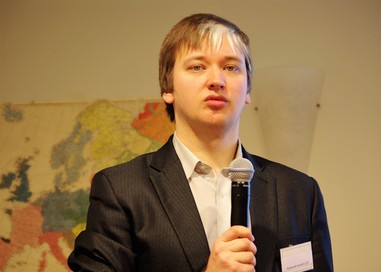 Вел конференцию А. Кузьмин