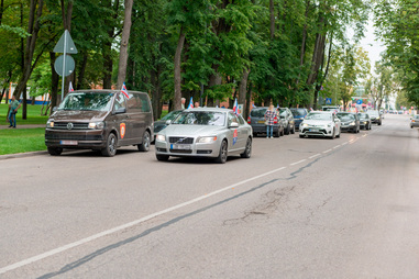Наша автоколонна успешно прибыла в Даугавпилс.