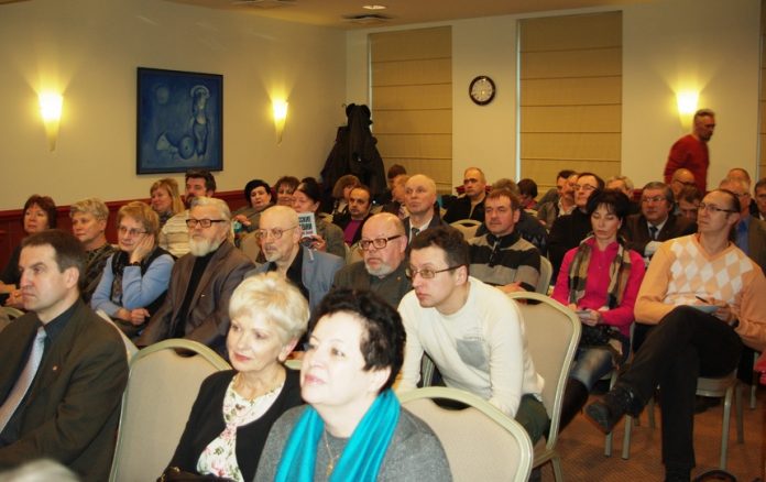 Презентация книги «Русские Латвии на изломе веков. От заката СССР до кризиса Евросоюза» Презентация книги «Русские Латвии на изломе веков. От заката СССР до кризиса Евросоюза»