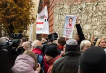 Фоторепортаж с митинга за русские школы 23 октября Фоторепортаж с митинга за русские школы 23 октября