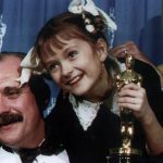 Никита Михалков с Оскаром в номинации Лучший иностранный фильм