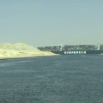 Сухогруз заблокировал Суэчкий канал