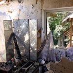 Жилой дом в Донецке, пострадавший в результате обстрела