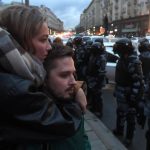 Участники несанкционированной акции в поддержку Алексея Навального в Москве