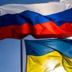 Флаги Украины и России