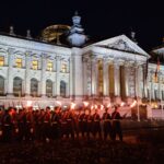 Факельное шествие перед бундестагом