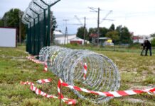 УСТРОЕННАЯ ПАБРИКСОМ «ИГРА В ВОЙНУ» МОЖЕТ СТОИТЬ СТРАНЕ СПОКОЙСТВИЯ