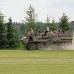 На старые британские БТР Латвия потратила сотни миллионов евро