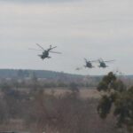 Российские вертолёты над Гостомелем