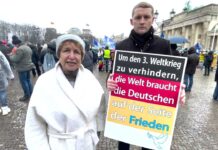 НАШИ – ЗА МИР!